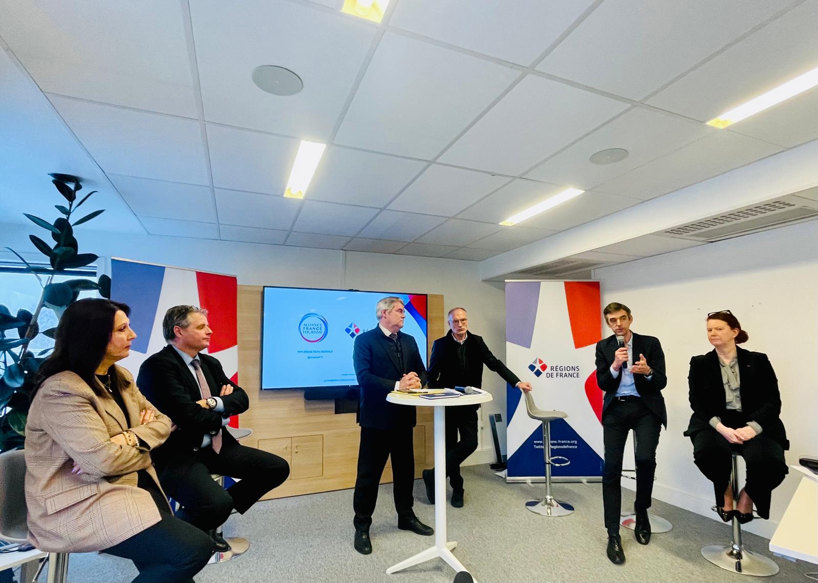 Présentation de l’Observatoire de l’industrie du tourisme – Conférence de presse de d’Alliance France Tourisme et Régions de France